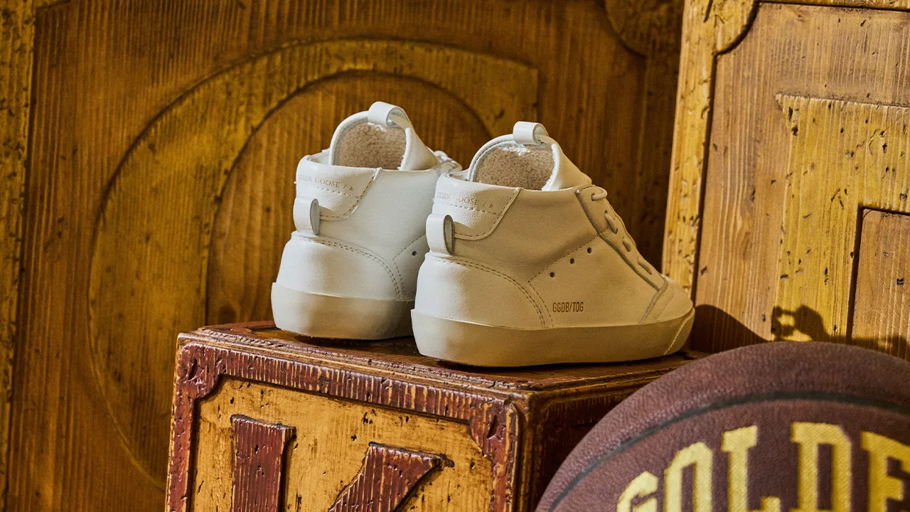 /getmedia/4b2d330d-b1de-4c86-b0b5-4891751c26f7/26-05-06-golden-goose-sneaker-tog.webp?ext=.webp